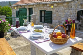 Trogir Hinterland Holiday Home